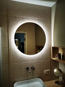 Apvalūs veidrodis su 4000K apšvietimu