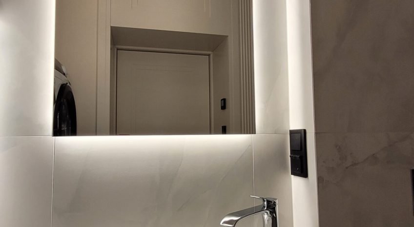 Arka su galiniu LED apšvietimu