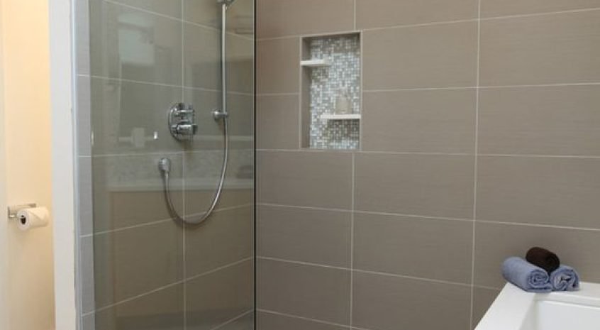 Dušo sinutė su laikikliais ir apatiniu profiliu